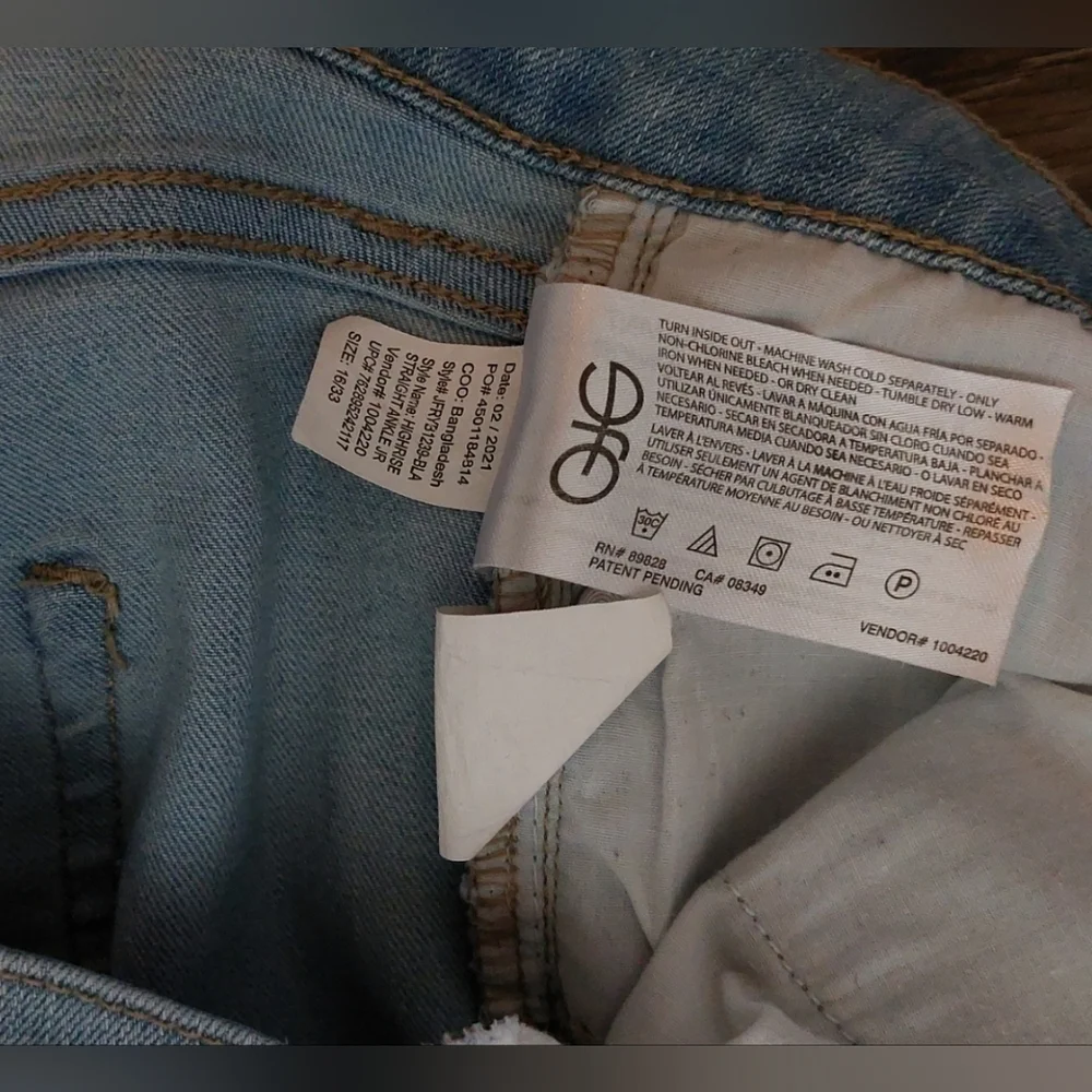 Frayed Raw Hem Light Wash High Rise Straight Denim Jeans Size 16 Flat Front Chic - Picture 6 of 10